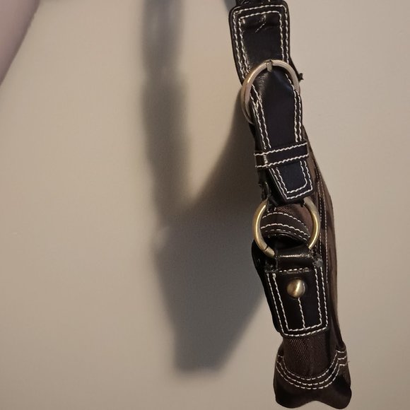 Coach Signature Canvas Hobo Bag Very Nice Condition 11072 - Picture 4 of 8